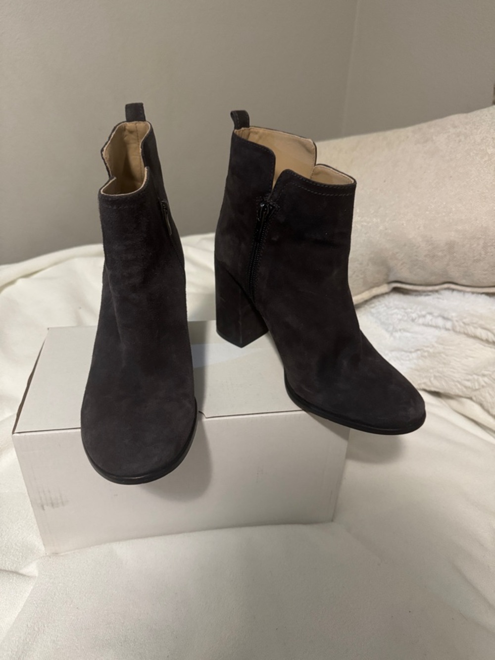 Pura López Gray Suede Ankle Bootie